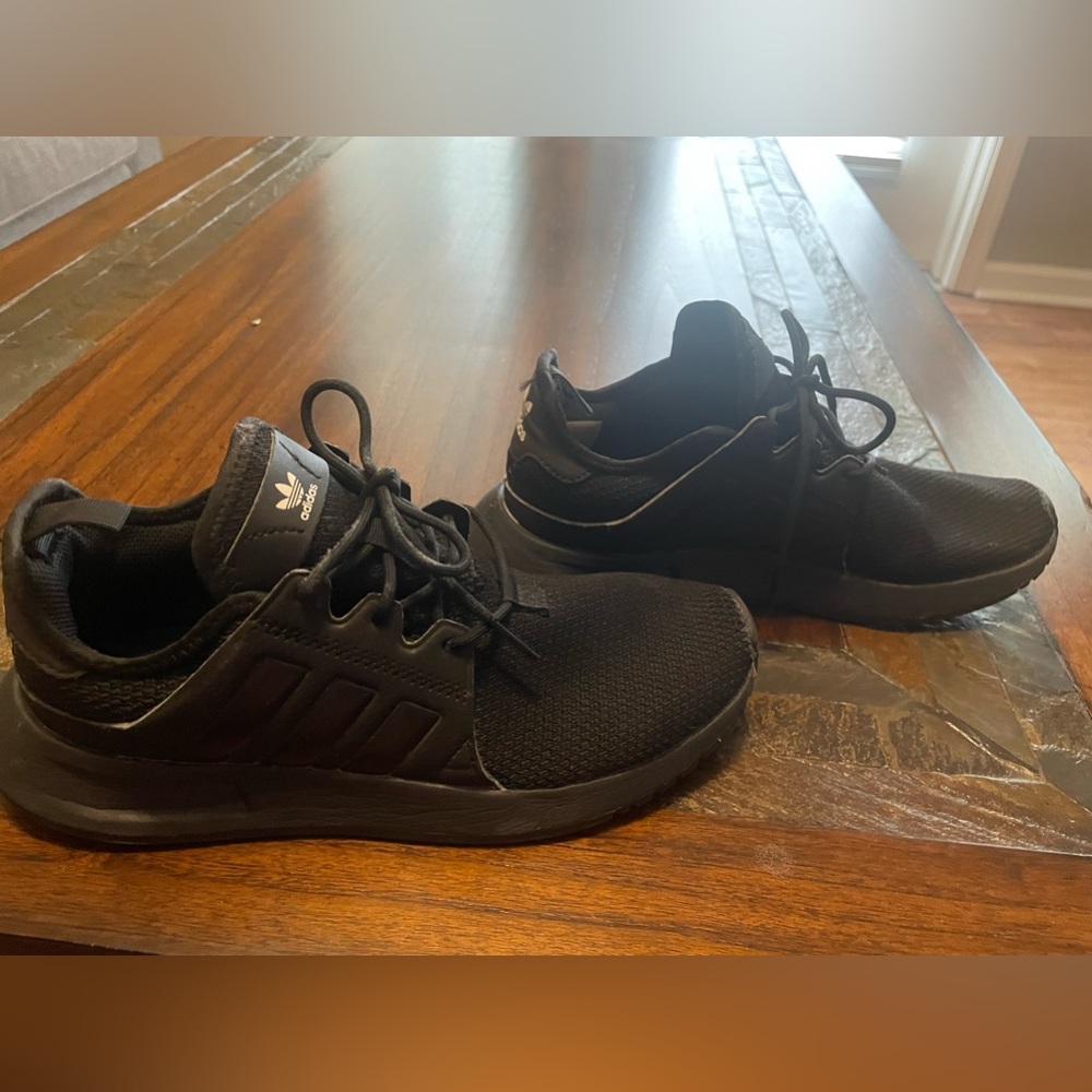 Adidas (boys) big kids